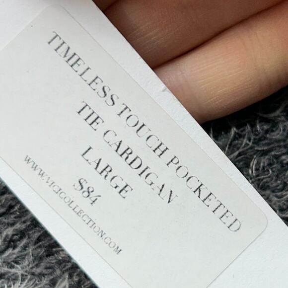 NEW VICI Lucca Gray Fuzzy Belted Timeless Touch Pocketed Cardigan Sweater Large - Picture 6 of 7